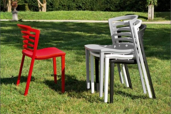 tavoli-sedie-soluzioni_arredamenti-ivrea (1)